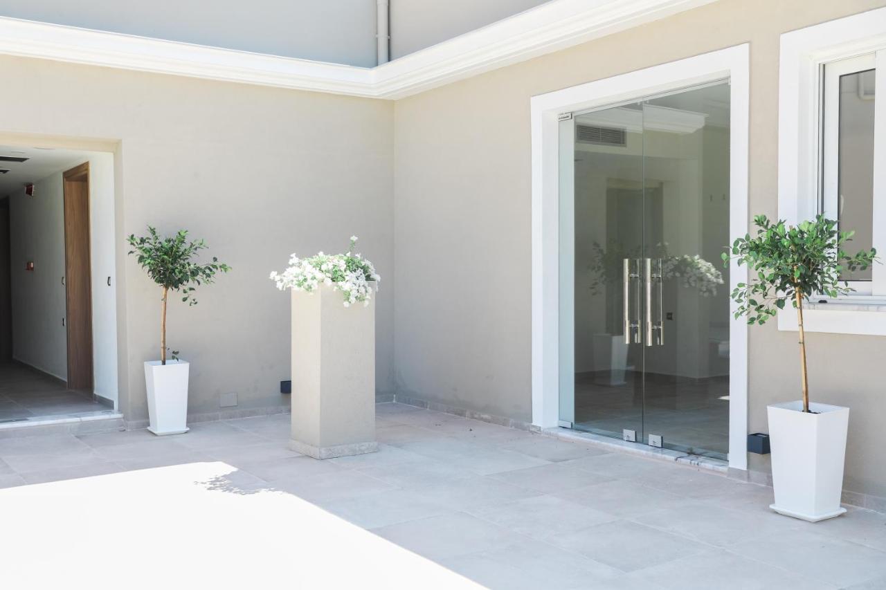 Apartment Comodo *